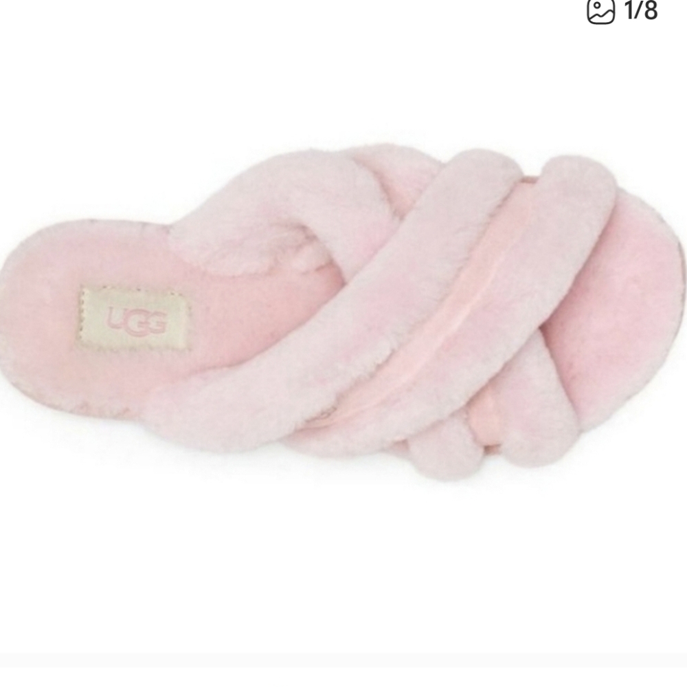 Ugg Scuffita Baby Pink Slippers Size 9 NEW